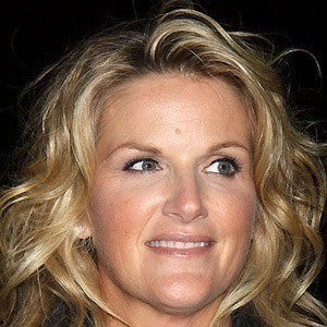 Trisha Yearwood - Bio, Family, Trivia | Famous Birthdays