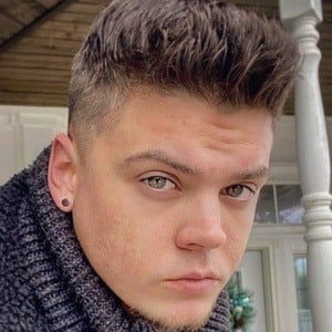 Tyler Baltierra Headshot 9 of 10