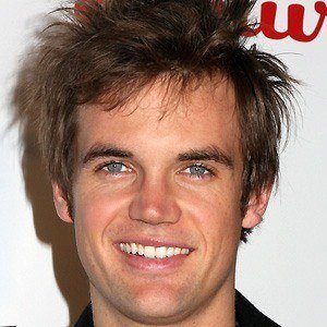 Tyler Hilton Headshot 4 of 9