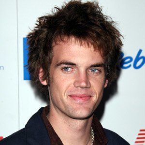 Tyler Hilton Headshot 6 of 9