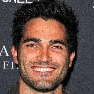 Tyler Hoechlin - Bio, Family, Trivia | Famous Birthdays
