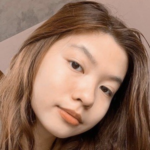 Tymi Fernandez Headshot 6 of 10