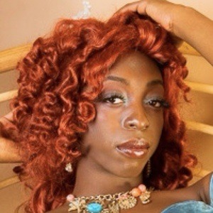 Tyona Bowman Headshot 7 of 10