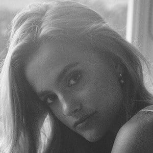 Valentina Bilbao Headshot 6 of 7