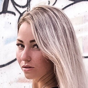 Valeriya Steph Headshot 3 of 6
