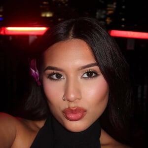 valerybetann Headshot 3 of 5