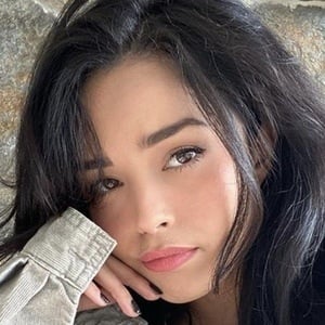 Guess the celebrity
