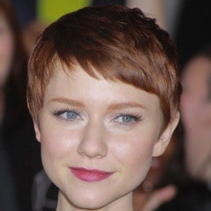 Valorie Curry Headshot 7 of 10
