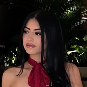 vanealrightt Headshot 3 of 6