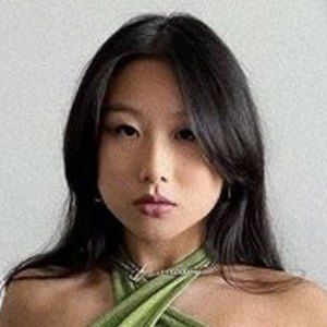 Vanessa Chen Headshot
