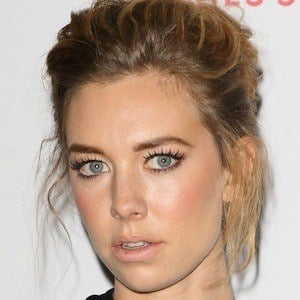 Vanessa Kirby Headshot 5 of 7