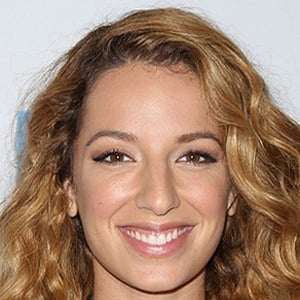 Vanessa Lengies Headshot 7 of 10