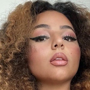 vaninagood at age 22