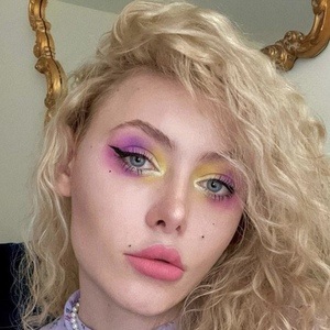 VeriVanessa at age 21