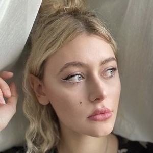 VeriVanessa at age 21