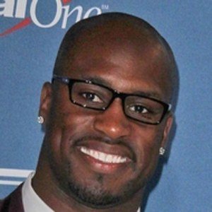 Vernon Davis at age 28