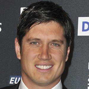 Vernon Kay Headshot 5 of 10