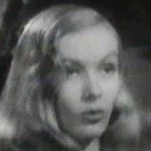 Veronica Lake Headshot 3 of 5