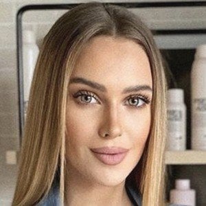 Veronika Rajek - Age, Family, Bio | Famous Birthdays