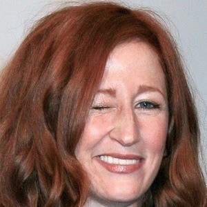 Vicki Lewis - Bio, Family, Trivia | Famous Birthdays