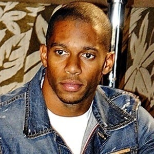 Victor Cruz Headshot 7 of 7