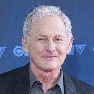 Victor Garber Headshot 4 of 10