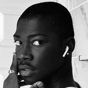 Victor Kunda Headshot 9 of 10