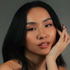 Victoria Ho Headshot 7 of 10
