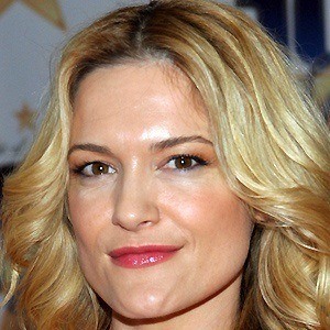 Victoria Pratt - Bio, Family, Trivia | Famous Birthdays