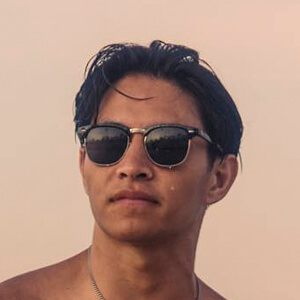 Vinh Castle Headshot 3 of 5