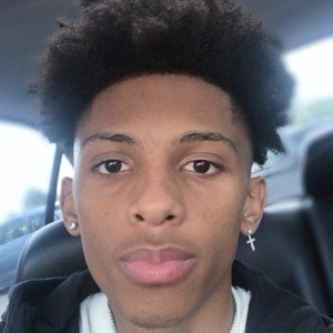 Viniq Headshot 2 of 10