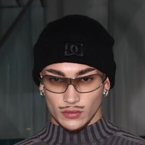 vinnyyuji Headshot 4 of 7