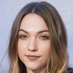 Violett Beane Headshot 2 of 10