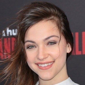 Violett Beane Headshot 3 of 10