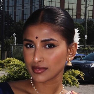 Virushigaa Srikumar Headshot 6 of 9