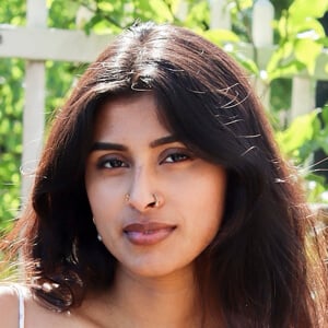 Virushigaa Srikumar Headshot 7 of 9