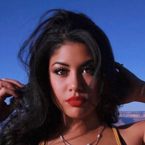 Vivian Ralena Williams Headshot 3 of 6