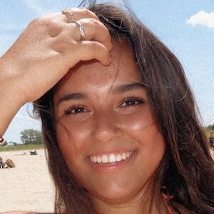 Viviana Martinez Headshot 3 of 3