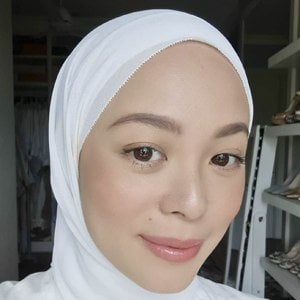 Vivy Yusof Headshot 7 of 10