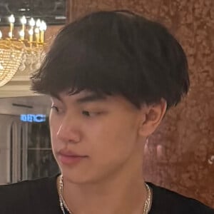 vqzxck Headshot 3 of 3