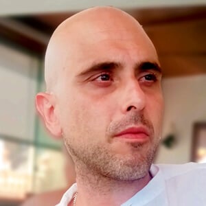 VrisToK Headshot 4 of 4