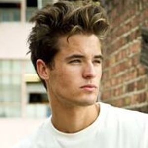 Wade Poezyn Headshot 5 of 5