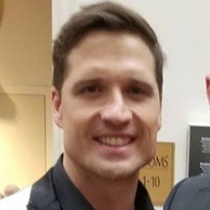 Walker Hayes Headshot 3 of 10