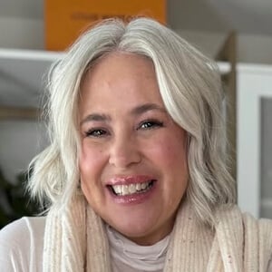 Wanda Stephanow Headshot 2 of 6