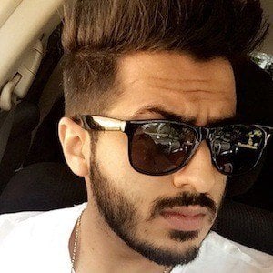 Waqas Riaz Headshot 5 of 10