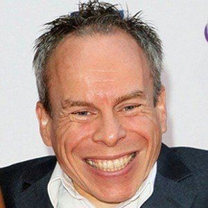 Warwick Davis Headshot 4 of 5