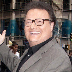 Wayne Knight - Bio, Family, Trivia | Famous Birthdays