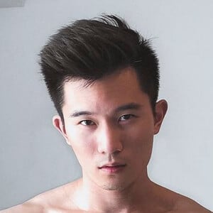 wei2aes at age 26