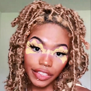 whoislici Headshot 10 of 13