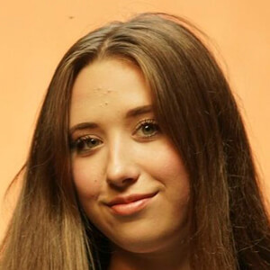 whoslulugirl at age 15